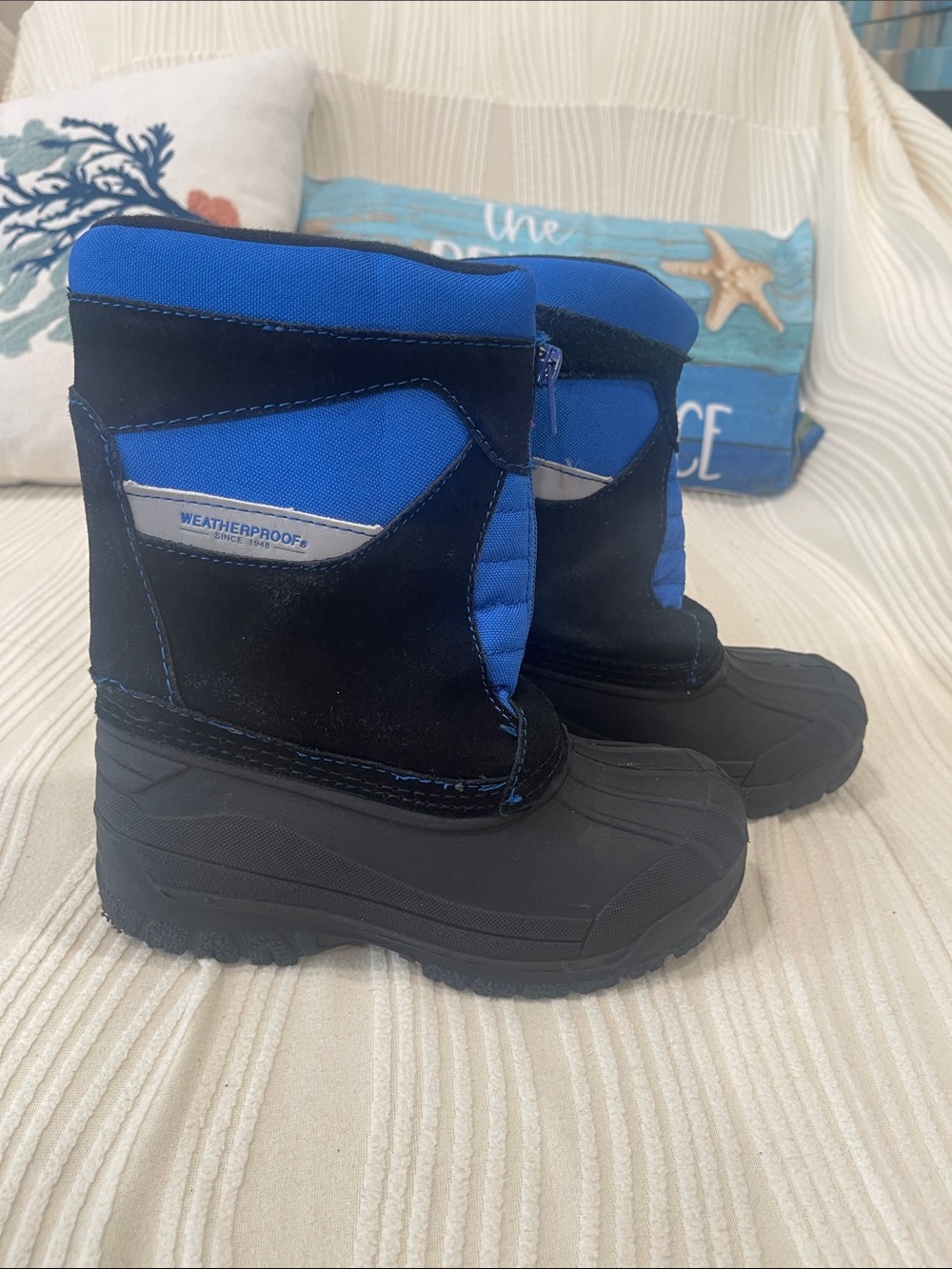 Weatherproof Kids Blue and Black Insulated Snow Boots